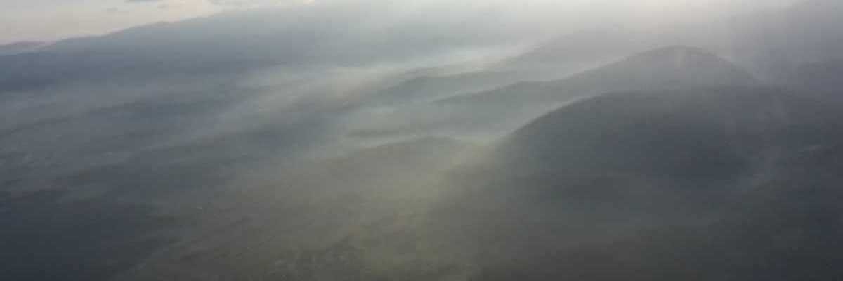 Flugwegposition um 13:53:29: Aufgenommen in der Nähe von Gemeinde Willendorf am Steinfelde, Österreich in 1601 Meter